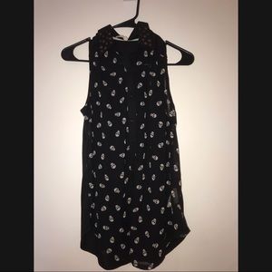 Black skull blouse
